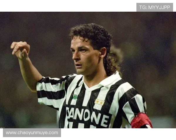 足球巨星的魅力与奋斗历程分享让我们一起感受他们的激情与荣耀